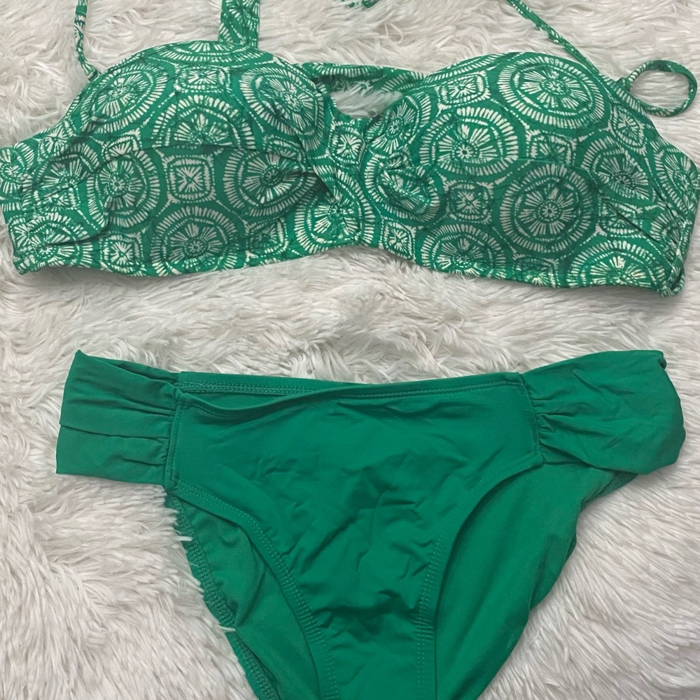 STYLUS Green Paisley Bikini Swimwear